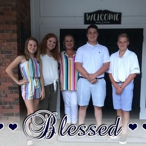 Meet your Posher, Rebecca